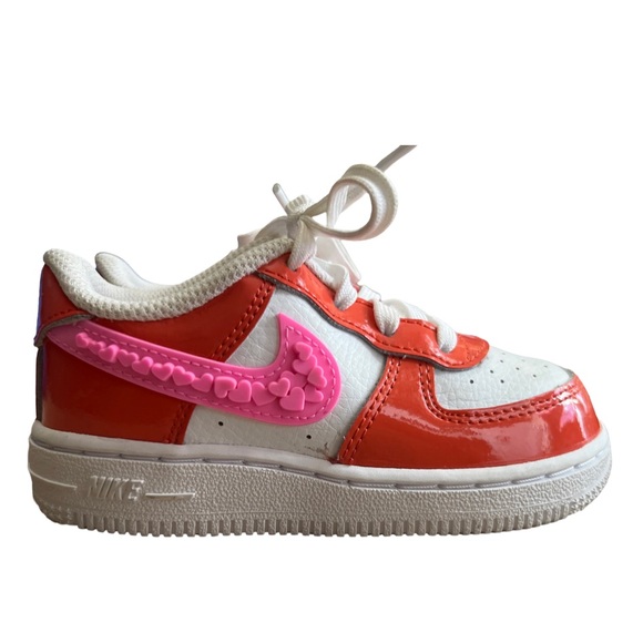 Nike Air Force 1 Valentine S Day 2023 FD1033-600 - size 8 - Picture 4 of 5
